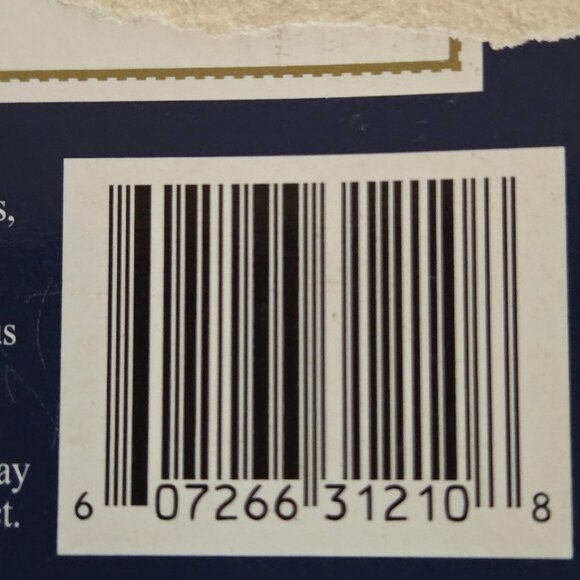 First Act Electric Guitar Strings Extra Light Gauge .011, .024, .032, .042 Only - Picture 2 of 5